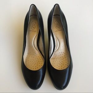 NOWB CIRCA JOAN & DAVID Luxe Series Black Heels